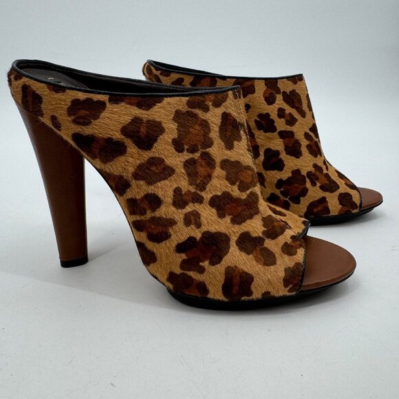 BCBGmaxazria leopard print hair suede open toe mules sz 10 - Picture 2 of 5